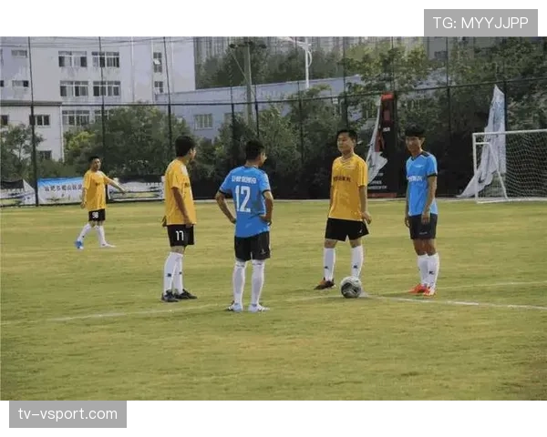 开球规则详解：哨响前后球员站位与违规判罚标准